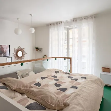 Contemporary Studio For 2 Ternes * Paris