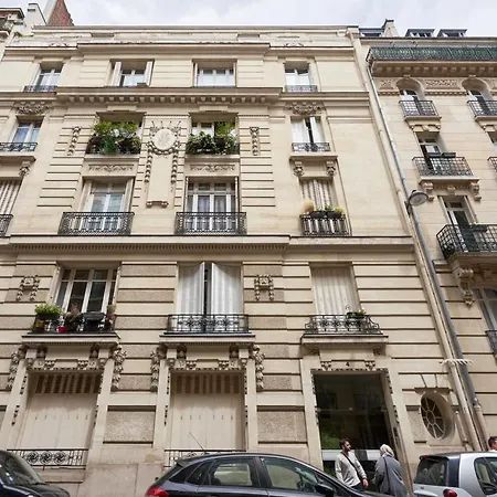 Apartment Contemporary Studio For 2 Ternes Paris