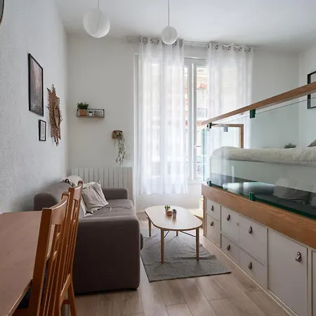 Apartment Contemporary Studio For 2 Ternes *